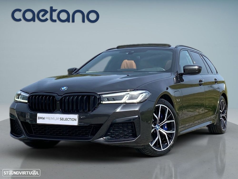 BMW 530 e Pack Desportivo M - 1