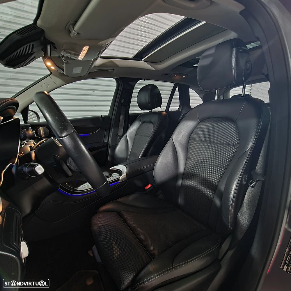 Mercedes-Benz GLC 300 e 4Matic 9G-TRONIC AMG Line - 17