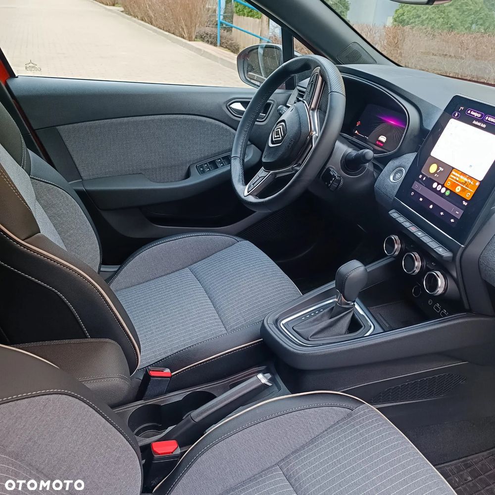 Renault Clio 1.6 E-TECH Techno - 37