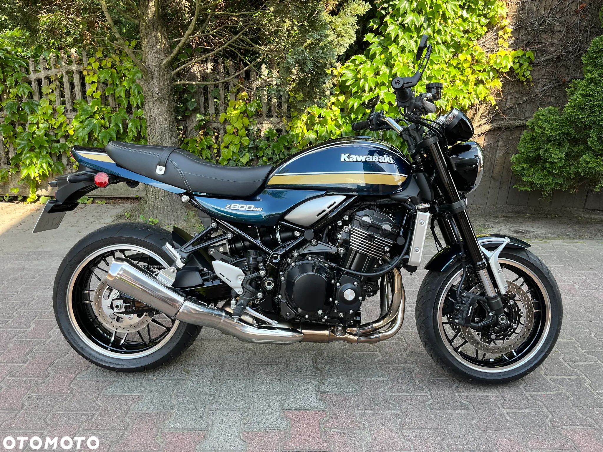 Kawasaki Z 900 RS - 1