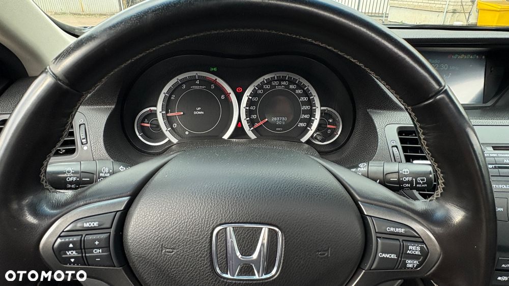 Honda Accord 2.2d Executive Nav - 35