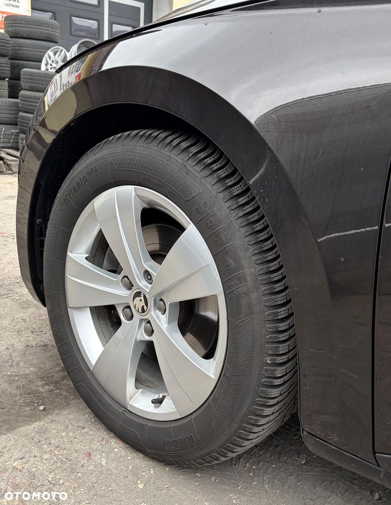 Skoda Superb 1.8 TSI Ambition DSG - 24