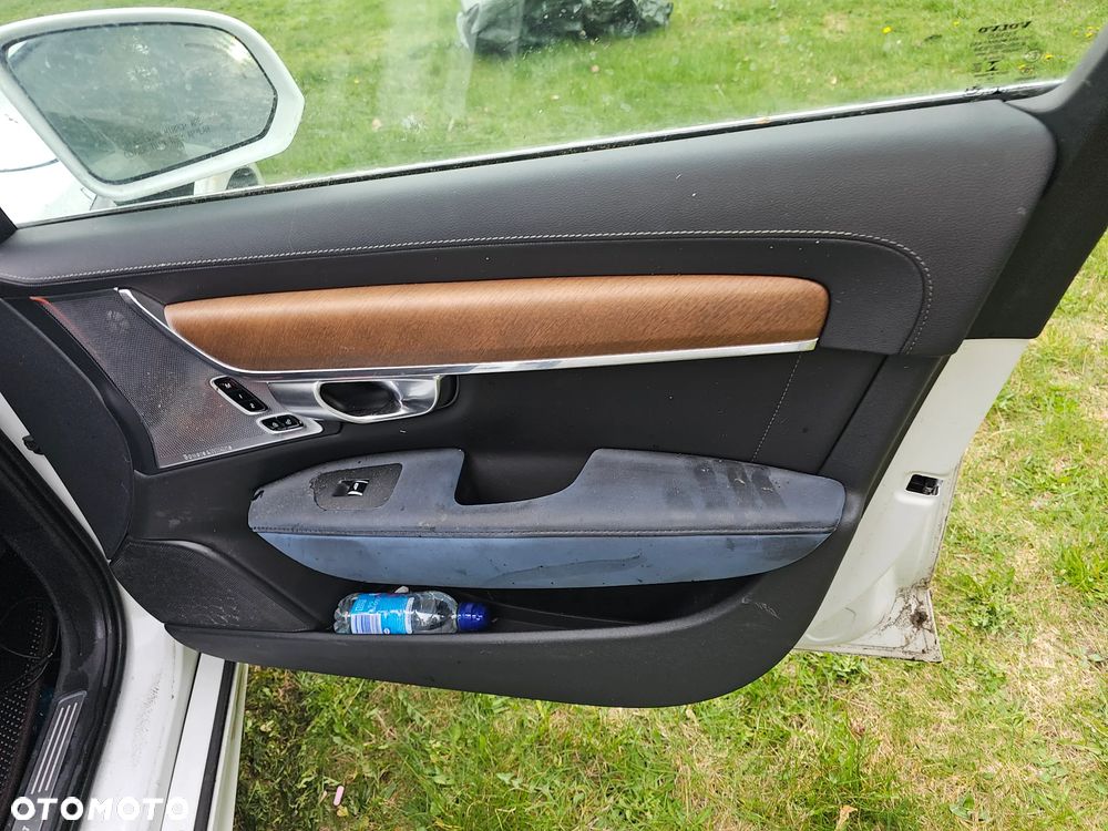 Volvo S90 - 23