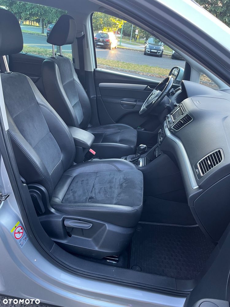 Volkswagen Sharan 2.0 TDI DSG BlueMotion Technology Highline - 8