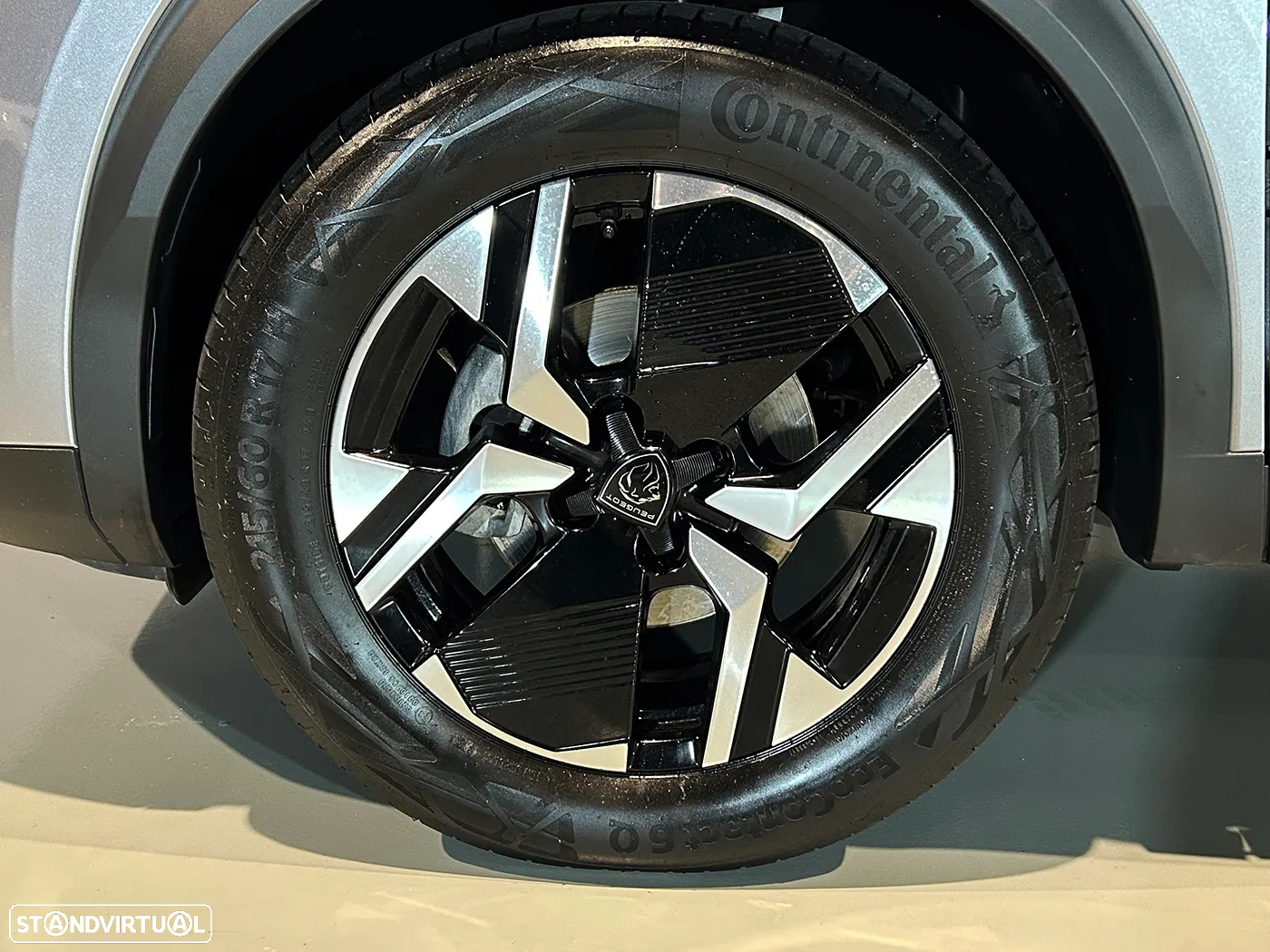 Peugeot 2008 1.2 PureTech Allure EAT8 - 10