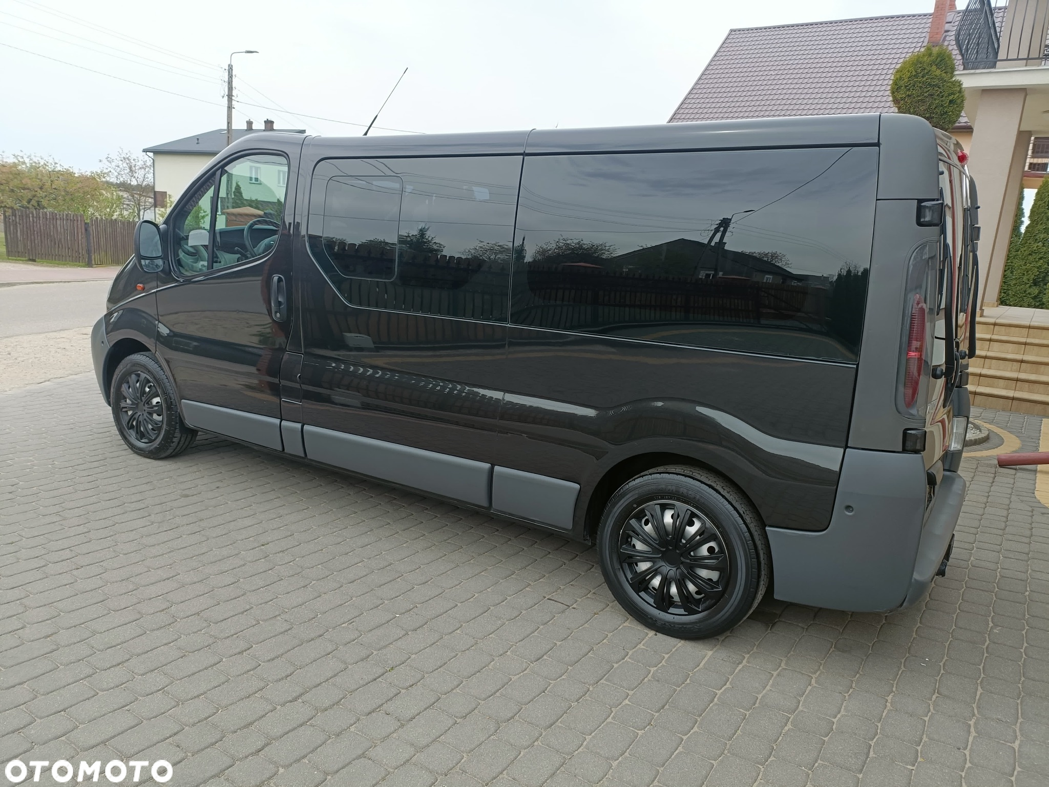 Renault TRAFIC - 4