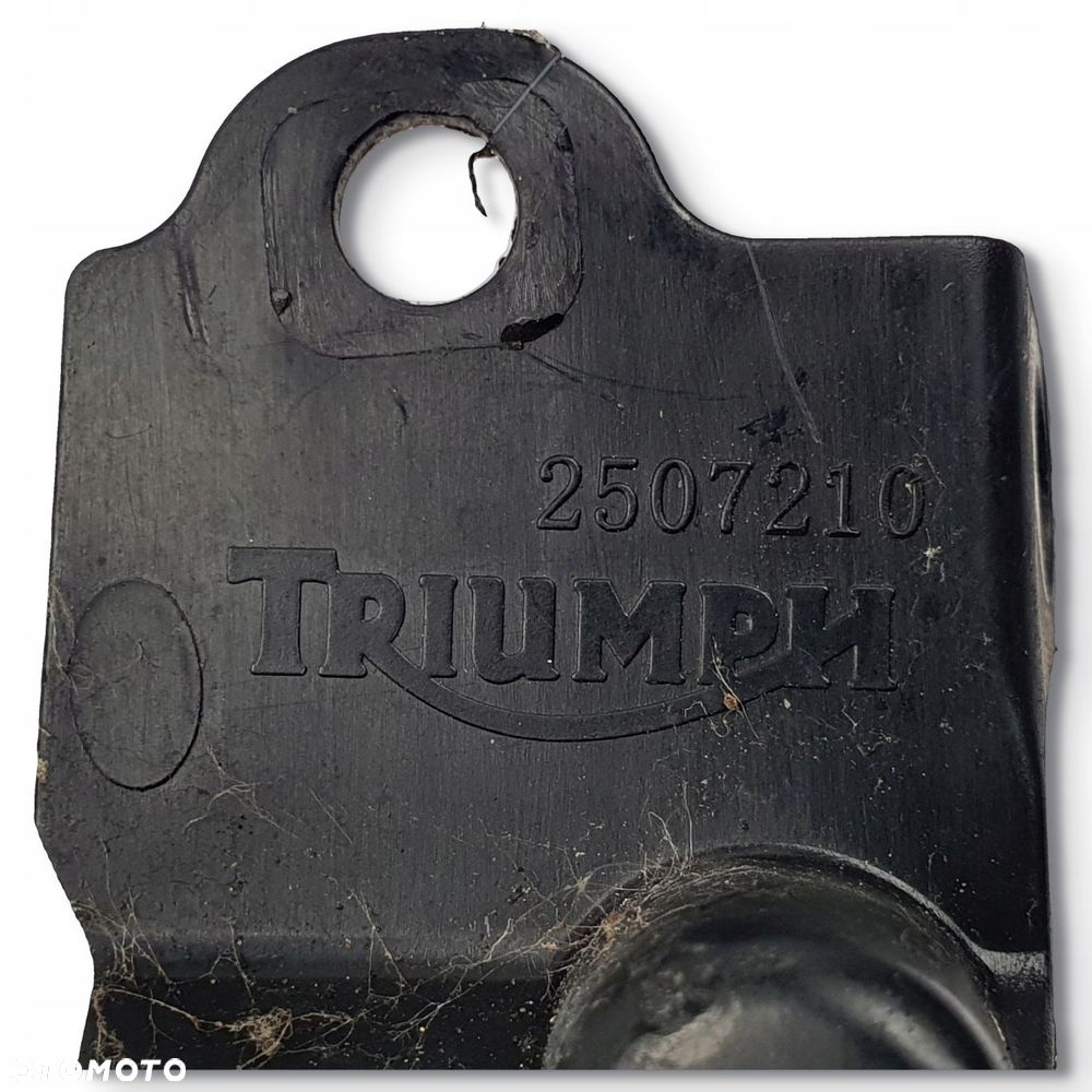 PRAWA OSŁONA BOCZNA Triumph Speed Triple 1050 11-16 wypełnienie 2507210 - 15
