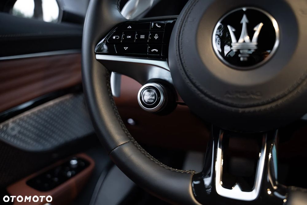 Maserati GranTurismo Modena - 20