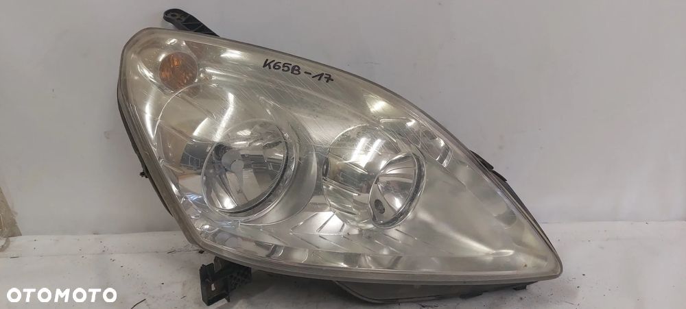 .  PRZOD PRZEDNIA LAMPA  PRAWA OPEL ZAFIRA B - 1