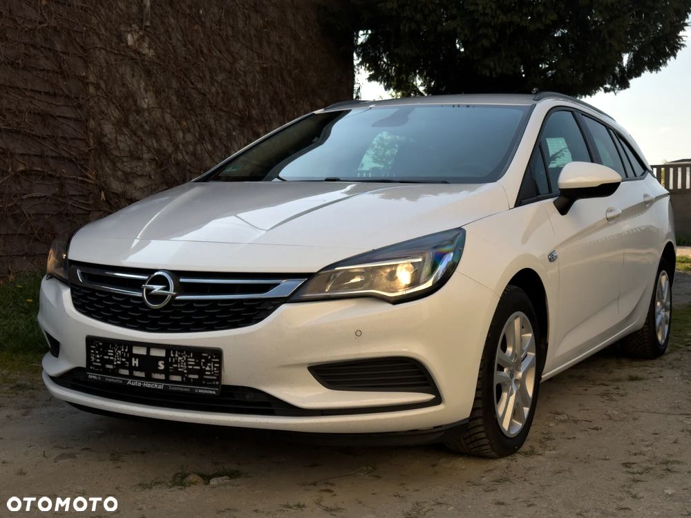 Opel Astra 1.6 CDTI Dynamic S&S - 4