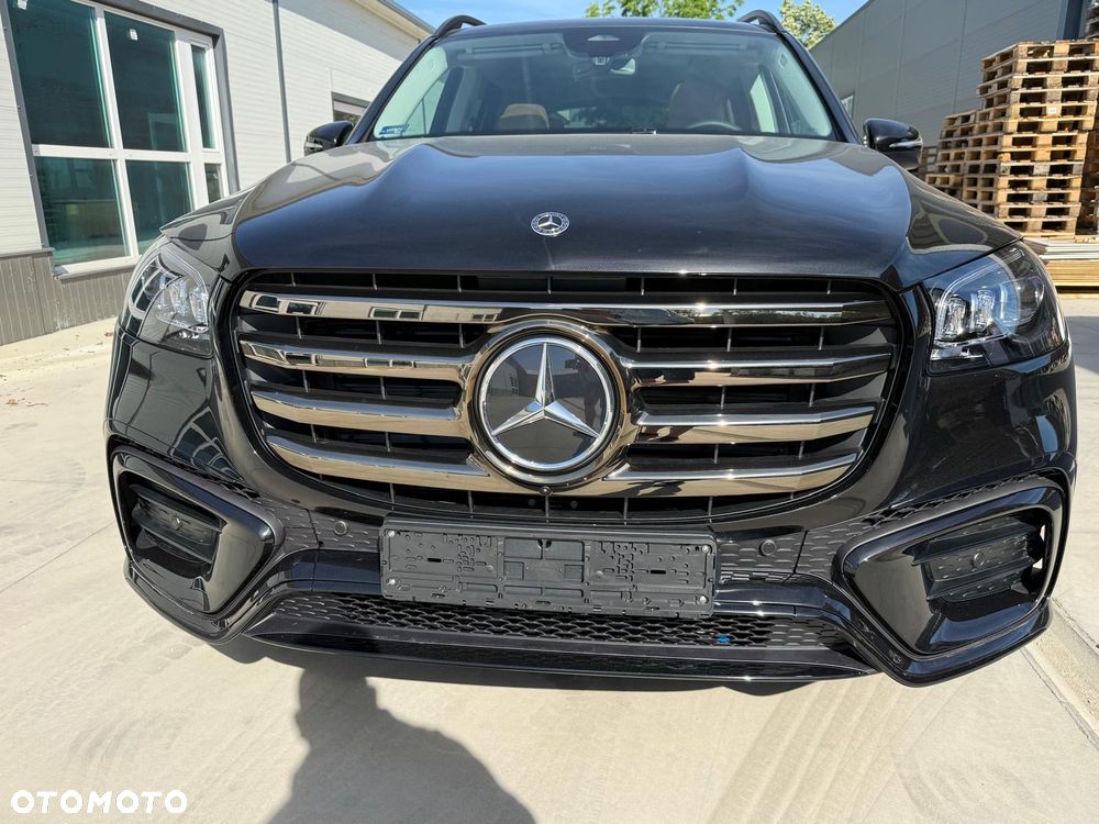 Mercedes-Benz GLS - 3