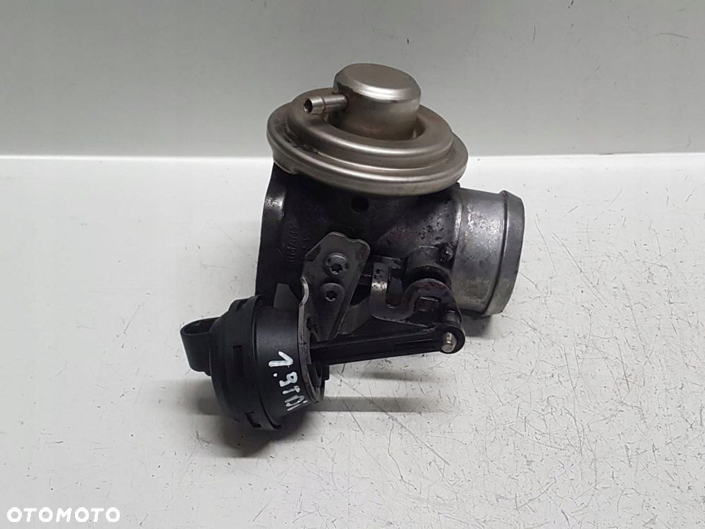 FABIA POLO 1.9 TDI 101KM ZAWÓR EGR 038131501M - 6