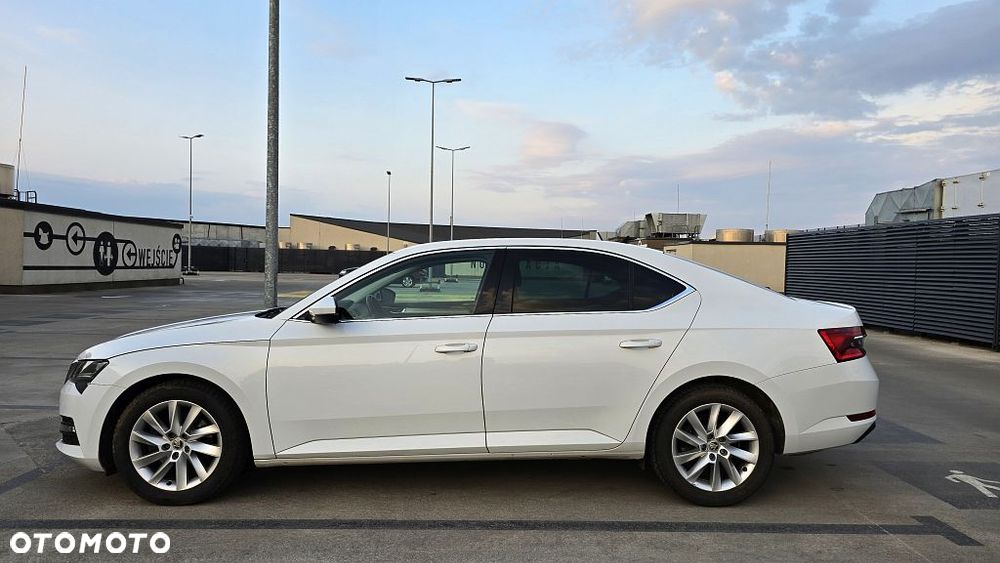 Skoda Superb 2.0 TSI Style DSG - 19