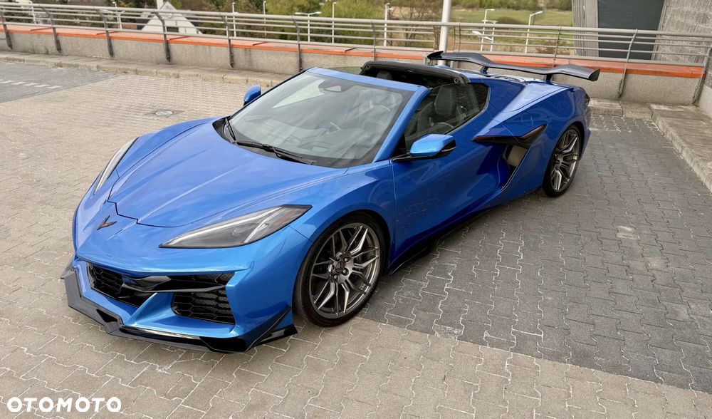 Chevrolet Corvette - 5