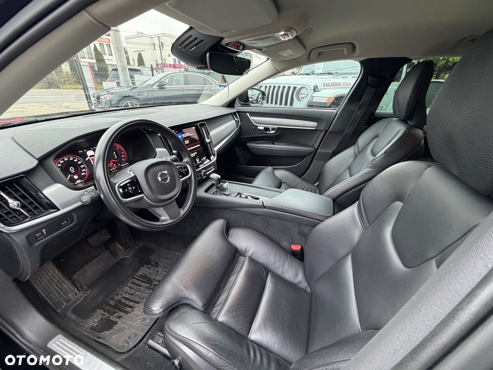Volvo V90 D4 AWD Geartronic Momentum - 8