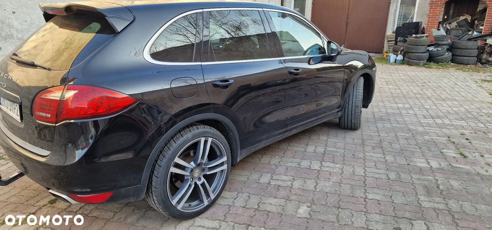 Porsche Cayenne Diesel Platinum Edition - 3