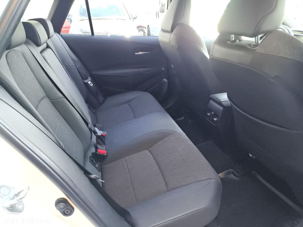 Toyota Corolla 1.8 Hybrid Style - 10