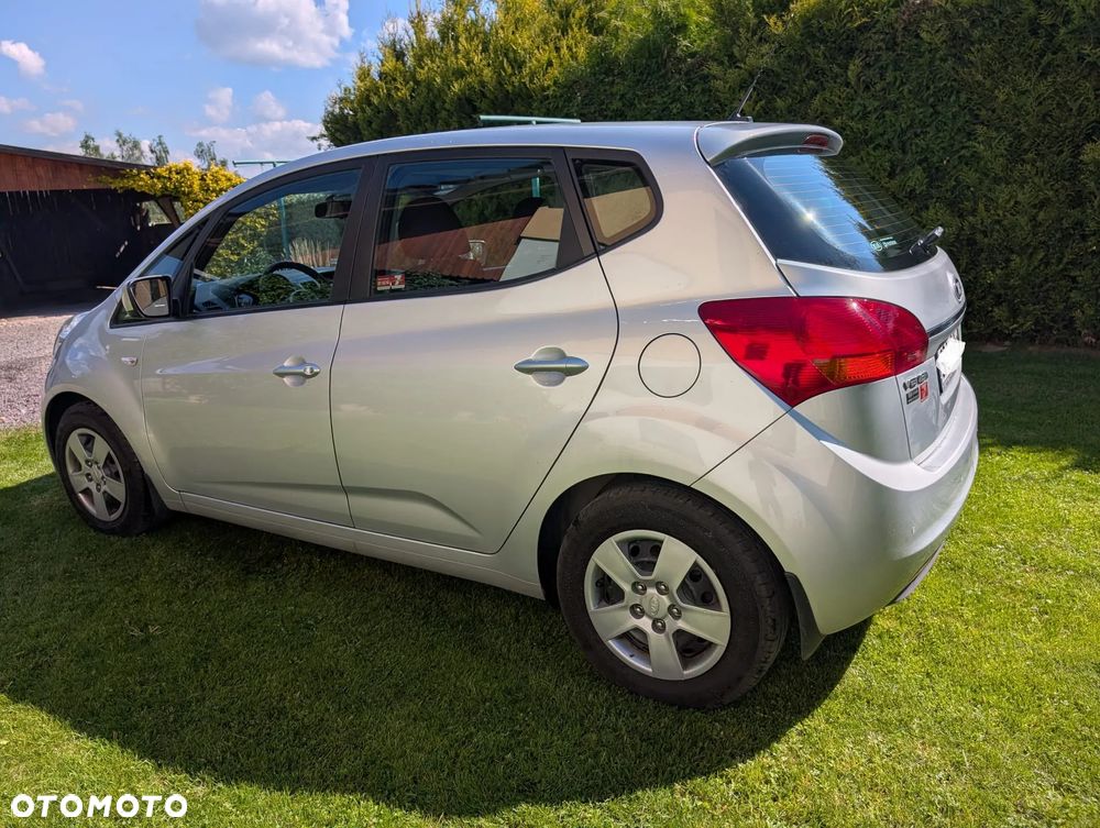 Kia Venga 1.6 M - 8