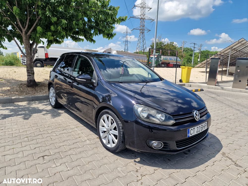 Volkswagen Golf 2.0 TDI Highline - 1