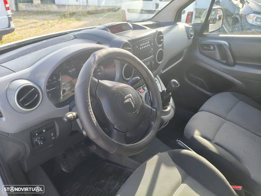 Citroën BERLINGO 1.6HDI LONGA 3 LUG - 8