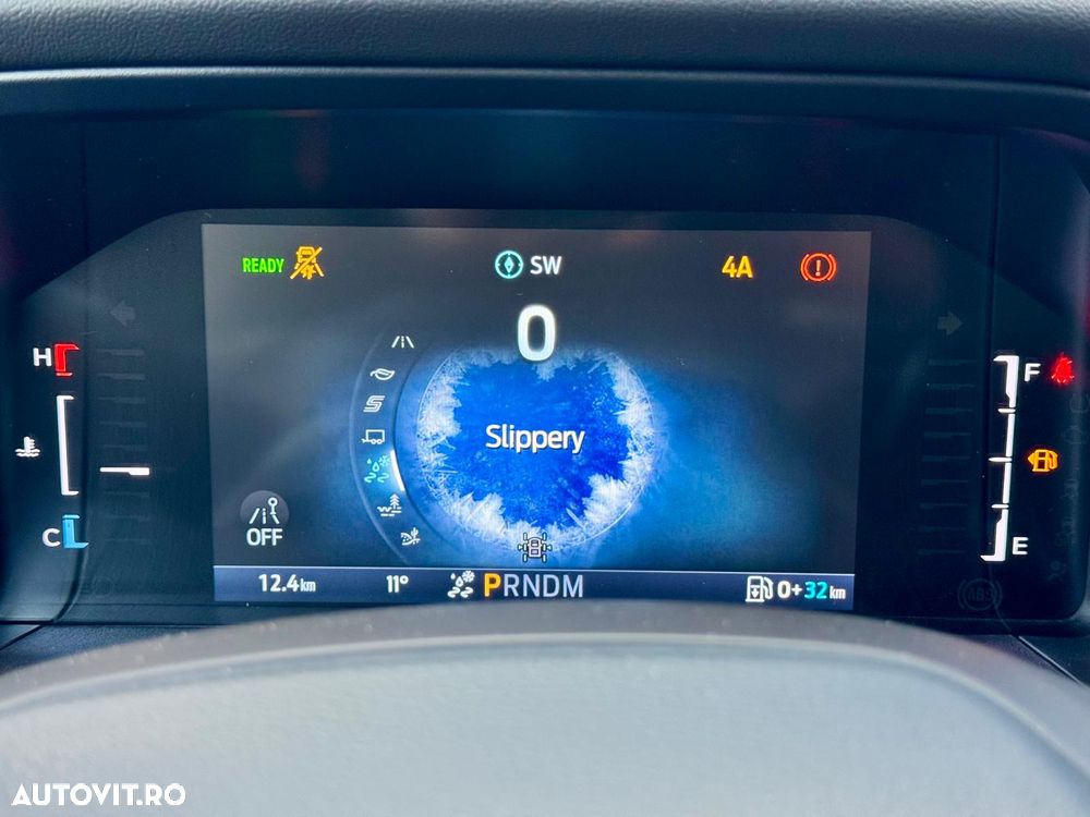 Ford Ranger PHEV - 11