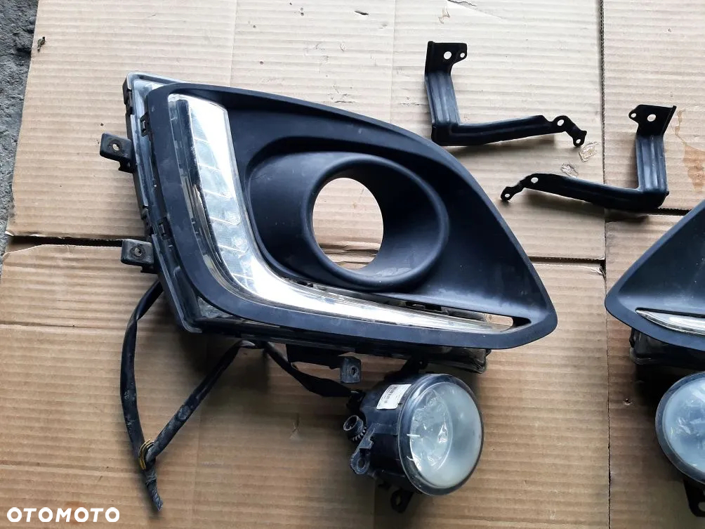 ZAŚLEPKA HALOGEN LED DRL LEWY SUZUKI SWIFT MK7 2014-2017r - 2