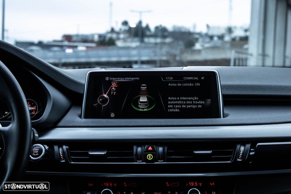 BMW X5 25 d sDrive Comfort 7L - 30