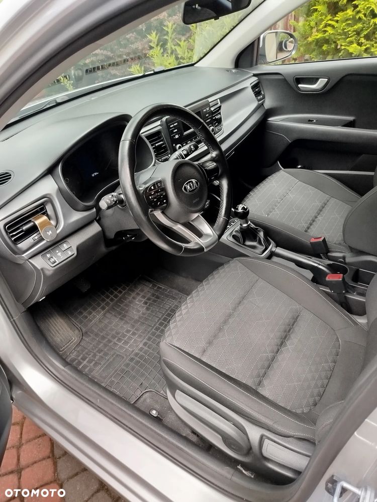 Kia Rio 1.2 M - 13