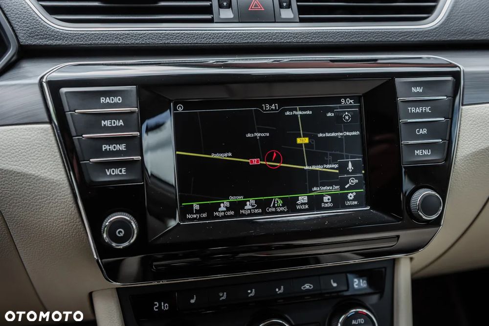 Skoda Superb 2.0 TSI Sportline DSG - 12