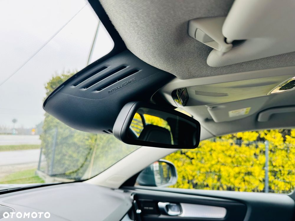 Volvo XC 40 D4 AWD - 39