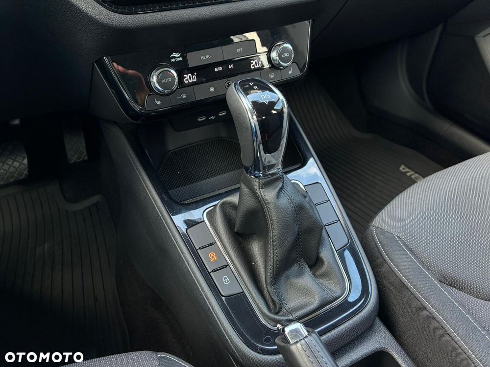 Skoda Fabia - 23