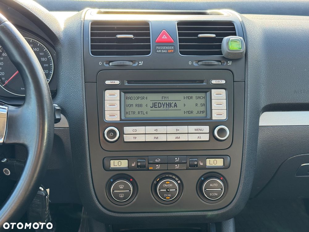 Volkswagen Golf 1.6 Goal - 28