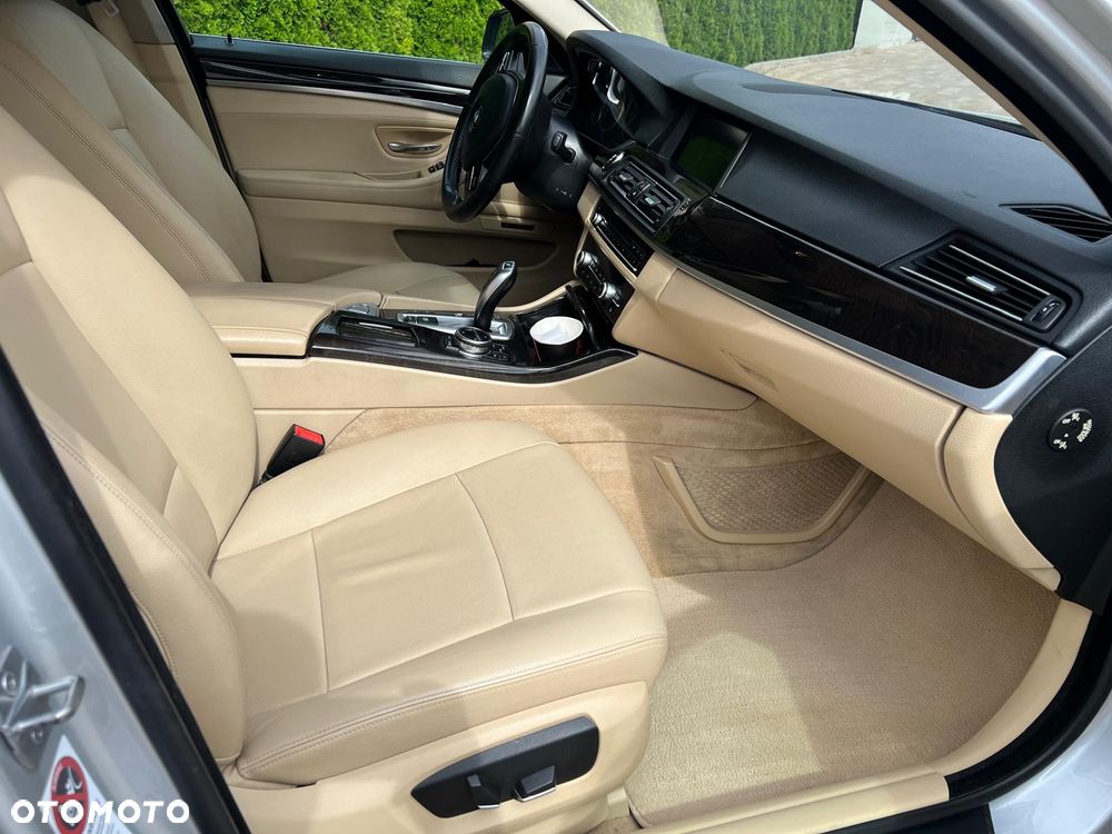 BMW Seria 5 535i xDrive - 20
