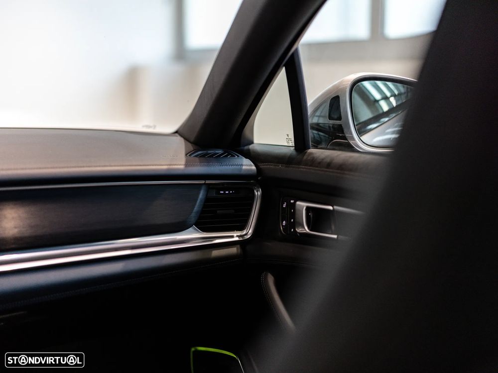 Porsche Panamera Sport Turismo 4 E-Hybrid Platinum Edition - 23