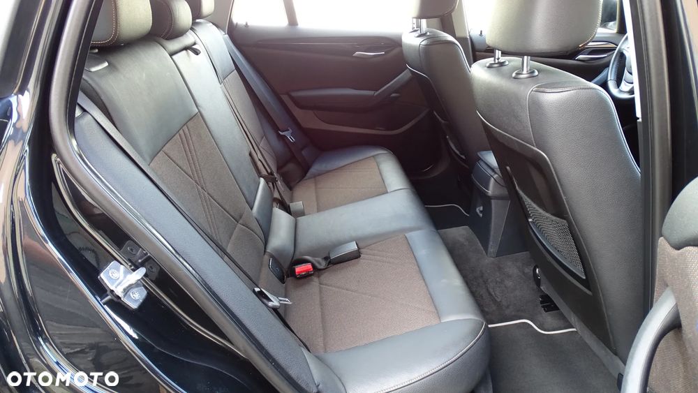 BMW X1 xDrive20d xLine - 19