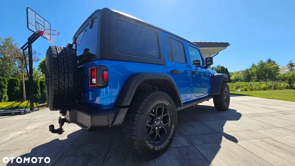 Jeep Wrangler - 10