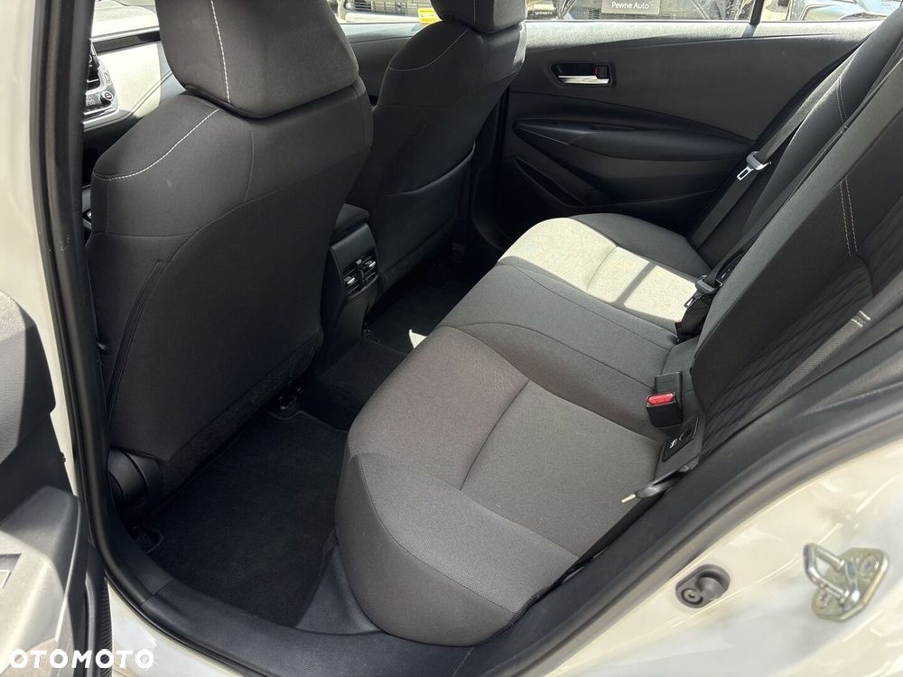 Toyota Corolla - 12