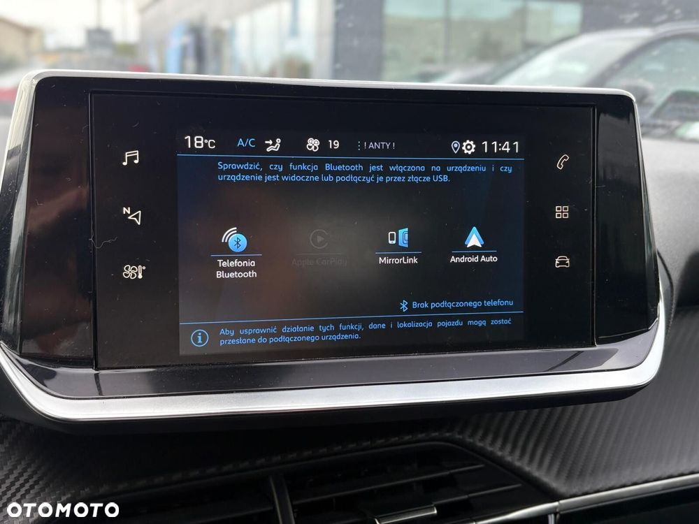 Peugeot 2008 PureTech 130 Allure S&S EAT8 - 12