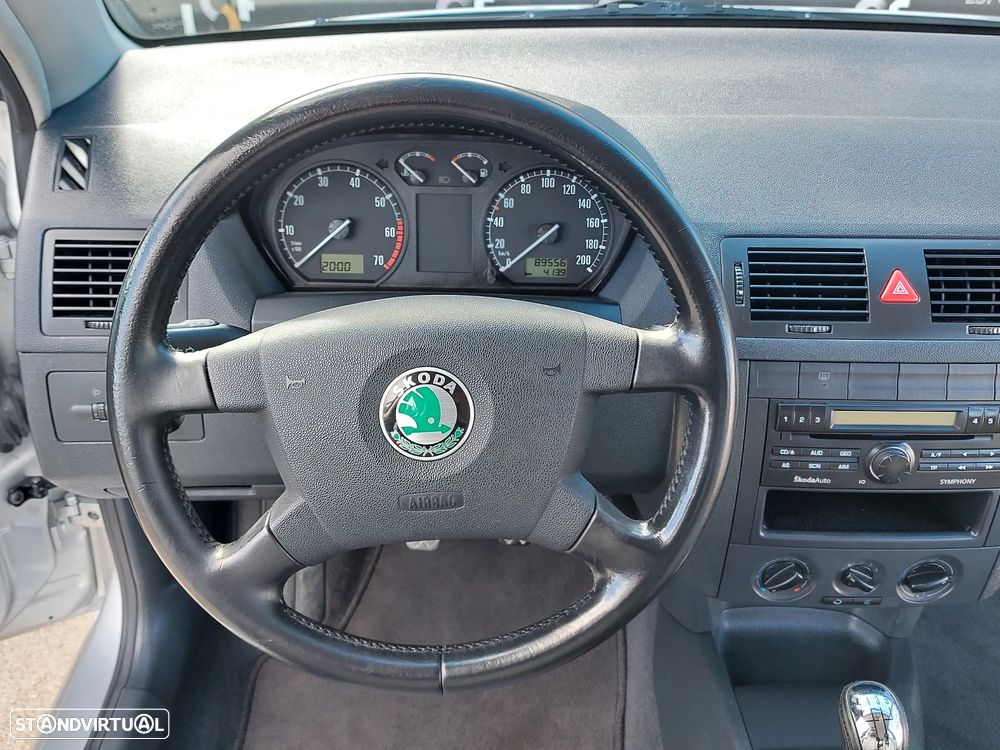 Skoda Fabia Break 1.4 Attractive AC - 18