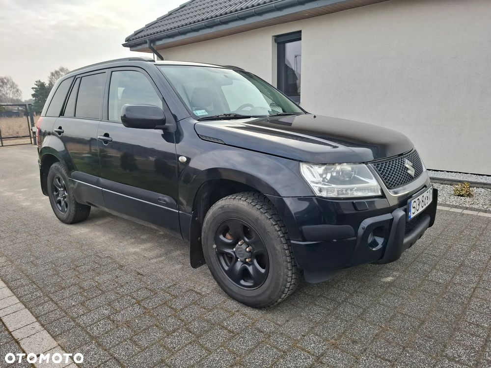 Suzuki Grand Vitara 2.0 De luxe - 4