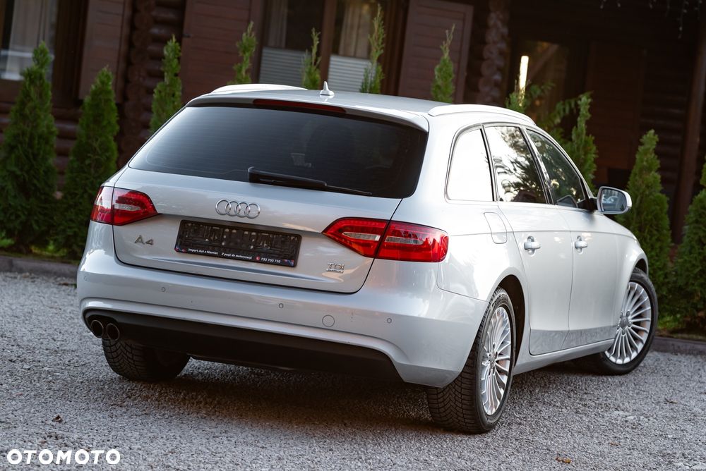 Audi A4 Avant 2.0 TDI Quattro - 12