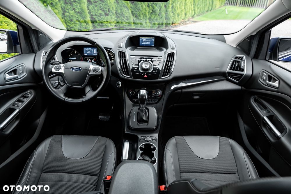 Ford Kuga 2.0 TDCi 4x4 Titanium - 28