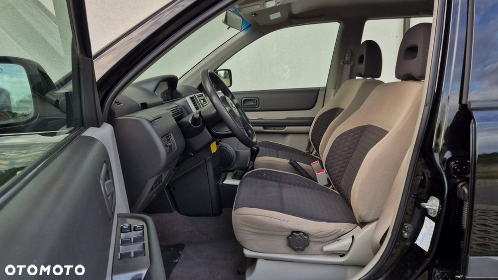 Nissan X-Trail 2.0 Comfort - 13