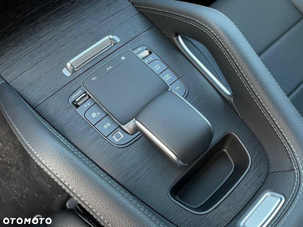 Mercedes-Benz GLE - 37