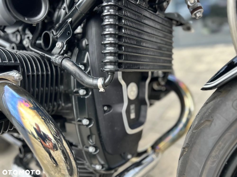 BMW R - 18