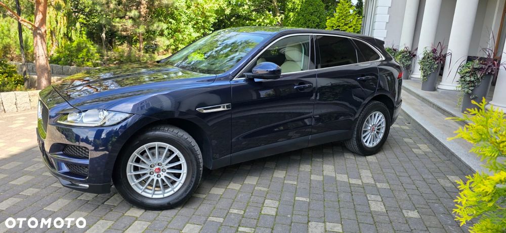 Jaguar F-Pace - 7