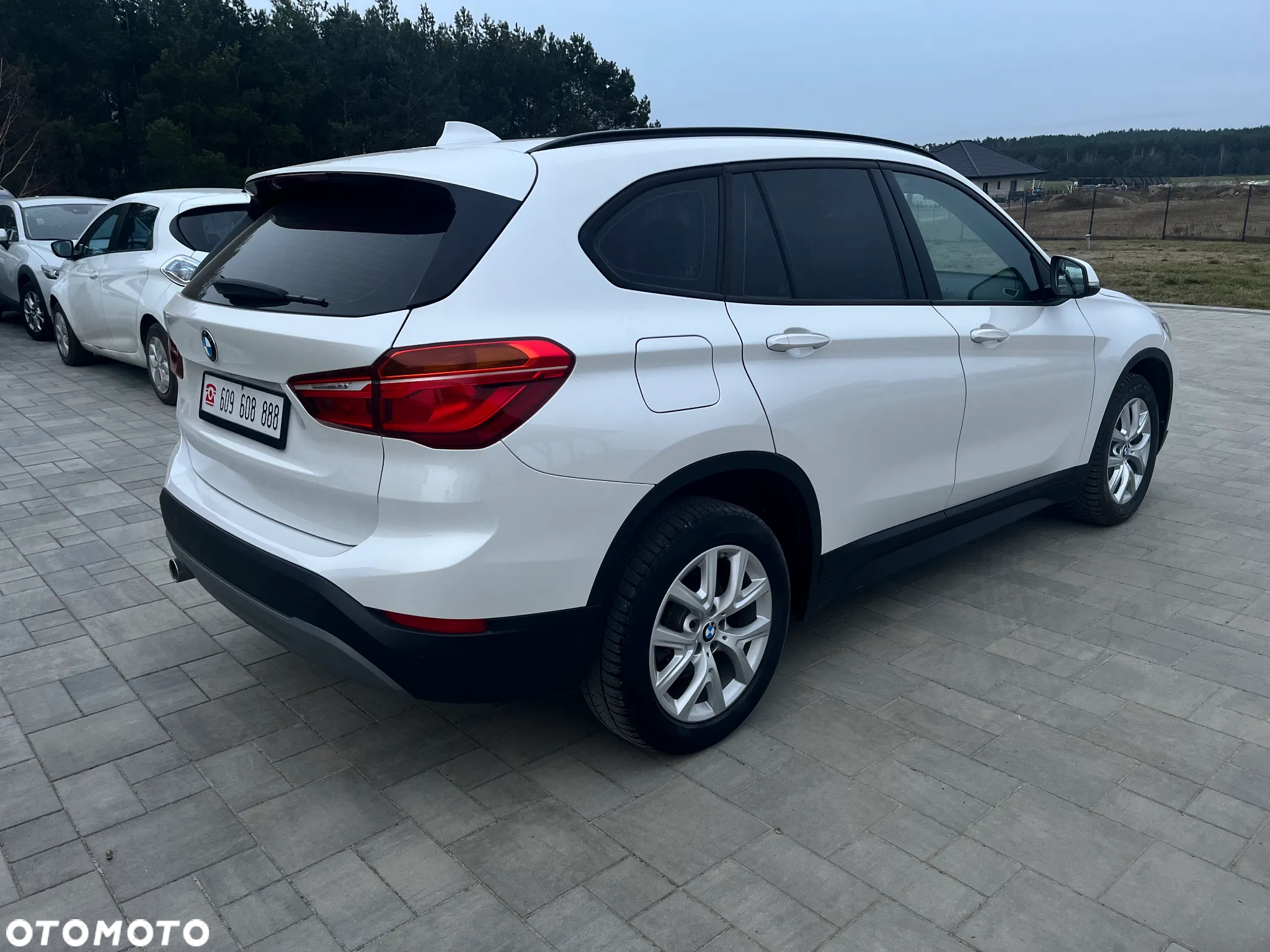BMW X1 sDrive18i Business Edition - 5