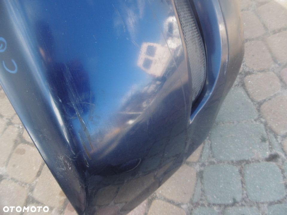 Zderzak COROLLA E12 8P4 - 3