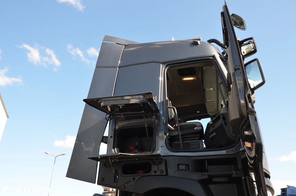 Renault T 520 HIGH / 2021r / KLIMA P. / XENON / LED / ALUSY / ACC / SKÓRY / NAVI / DE / 7334 - 16