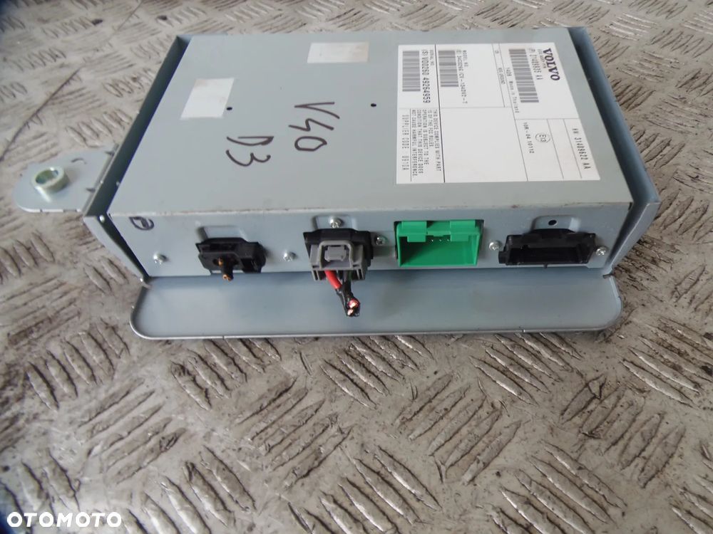 VOLVO V40 D3 2014R 1,6D WZMACNIACZ RADIA AUDIO 31409935AA - 2